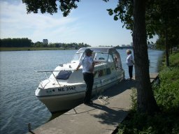 11-le-bateau-electrique