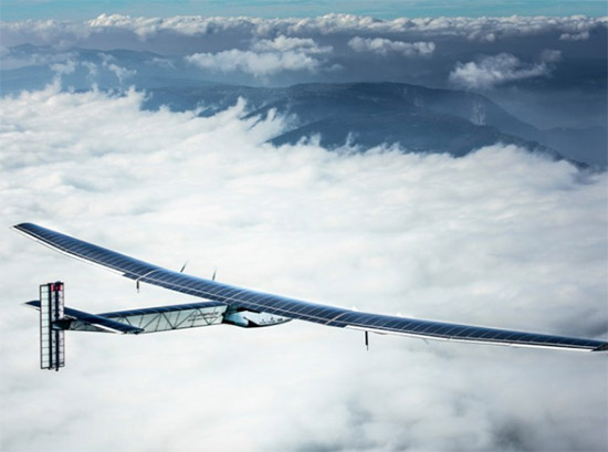 limenté par les batteries NMC ultra-haute puissance de Kokam, Solar Impulse 2 achève son premier vol autour du monde effectué par un avion solaire n'utilisant aucun carburant