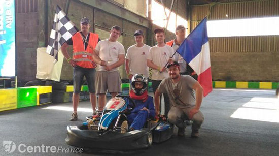 Une formidable aventure humaine et mécanique pour ces lycéens qui ont peut-être réalisé le kart que nous conduirons demain. © Laurent Borderie