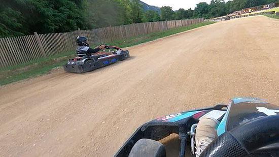 Le premier karting électrique sur une piste en terre de France ouvre dans la Drôme