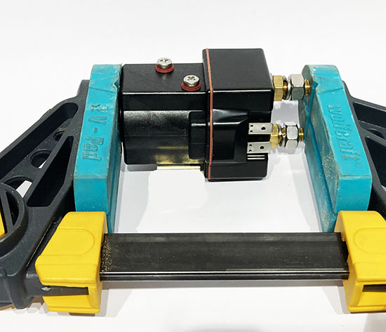 How to change the support of an SU80P relay