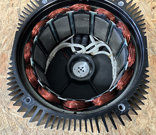 Inside the ME1905 2/3